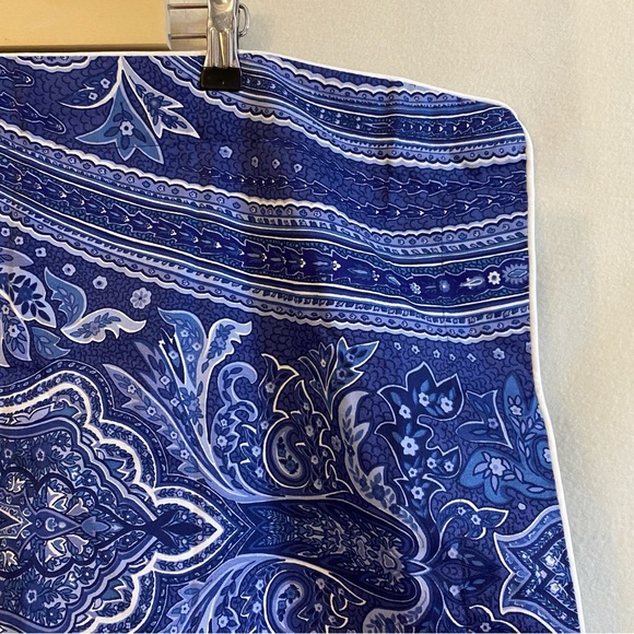 Set of 2 Lauren Ralph Lauren blue white cotton Putney Paisley standard shams - Picture 9 of 11